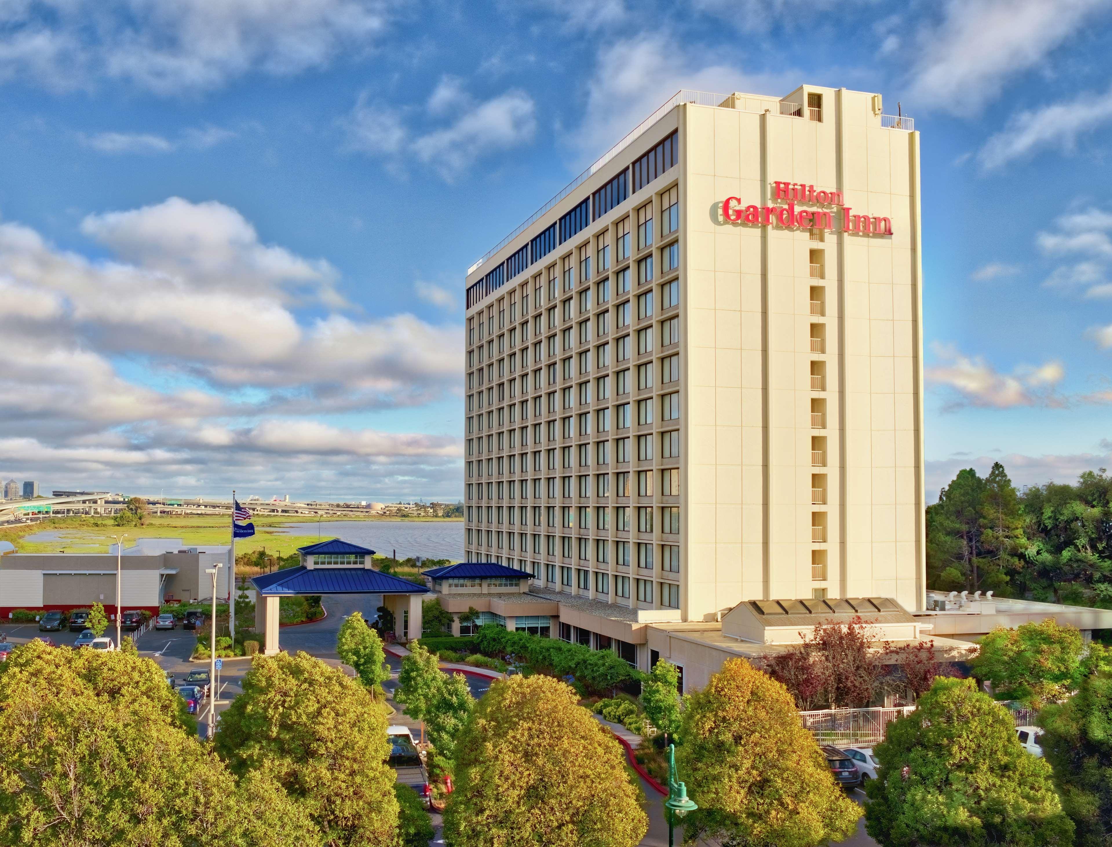 Hilton Garden Inn San Francisco/Oakland Bay Bridge Emeryville Exterior photo